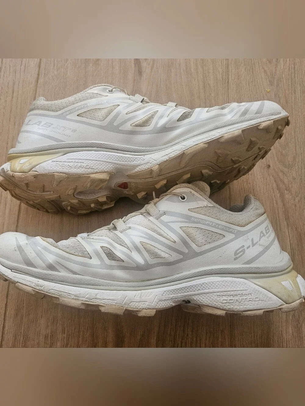 Salomon pre owned